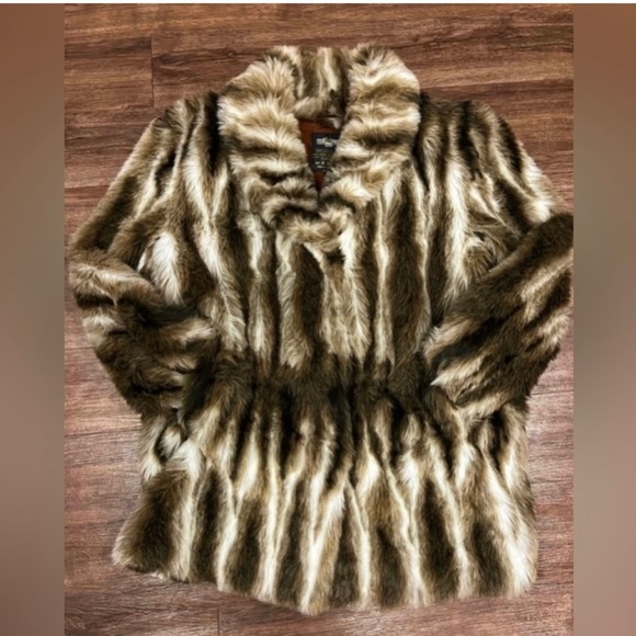 Mob Wife  Mafia Wife Faux Fur Women’s SZ Large Vintage coat - Picture 2 of 13